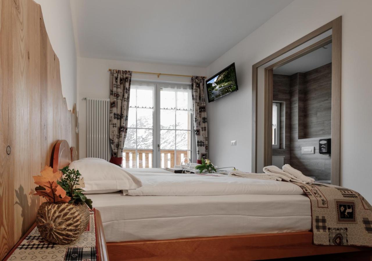 Albergo Ristorante Le Alpi La Frua Kültér fotó